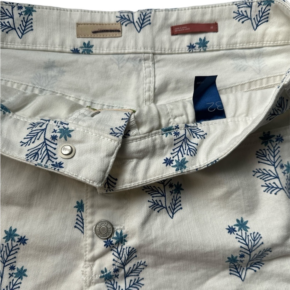 Anthropologie Pilcro Shorts White Blue Floral Ultra High Rise Women’s Size 32 - Picture 6 of 8
